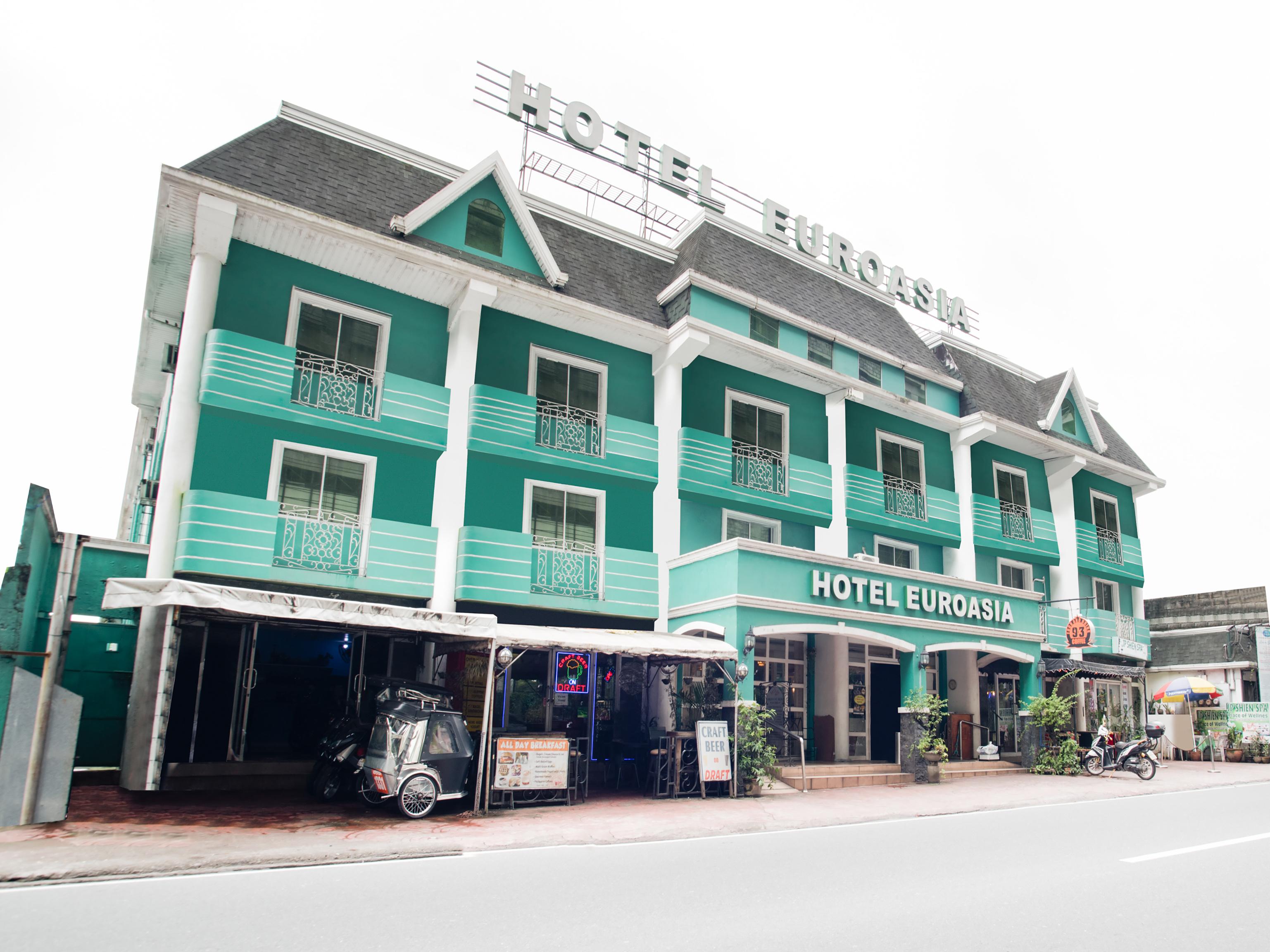 Hotel Euroasia By Bluebookers Анхелес Экстерьер фото