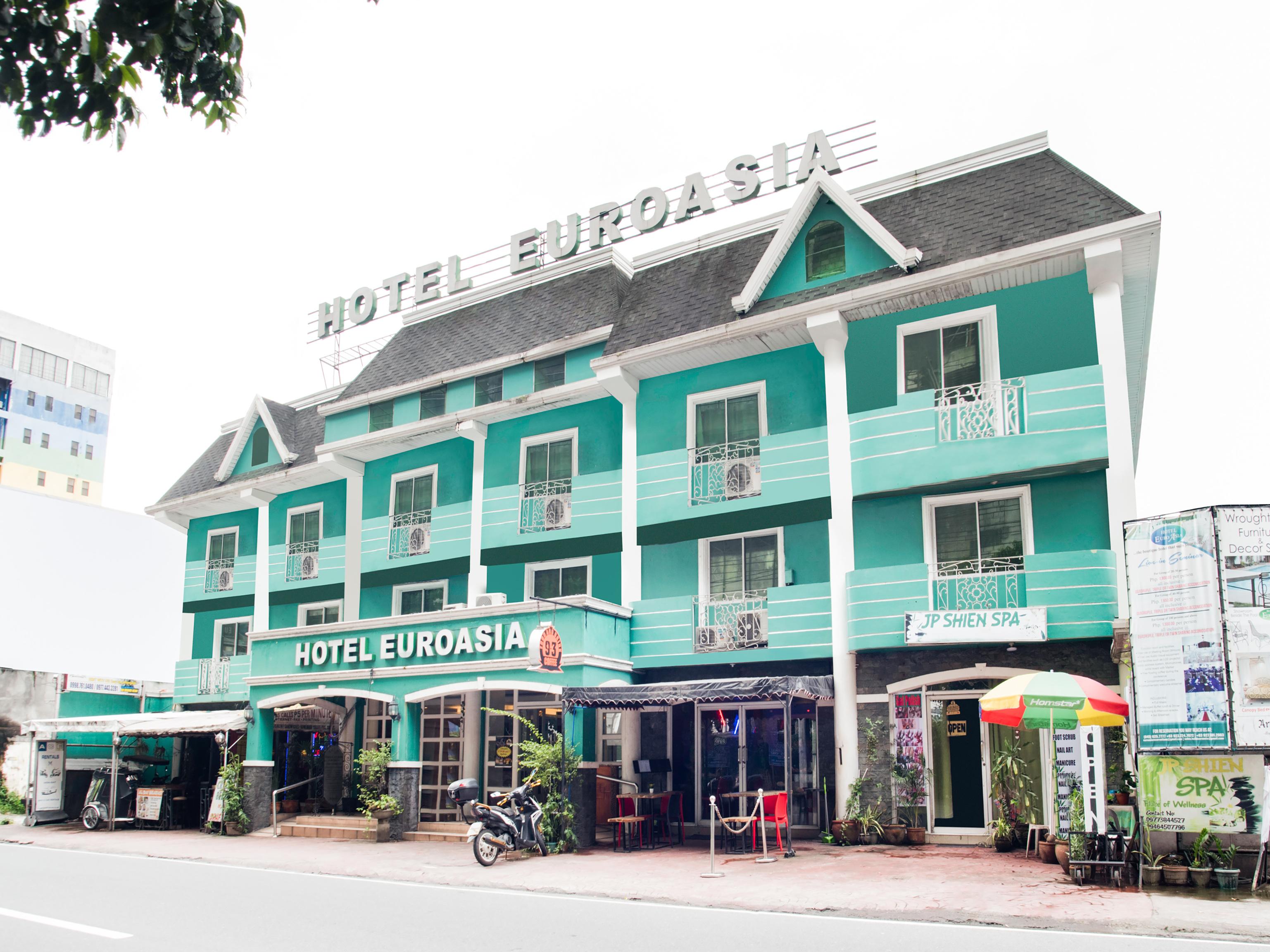 Hotel Euroasia By Bluebookers Анхелес Экстерьер фото