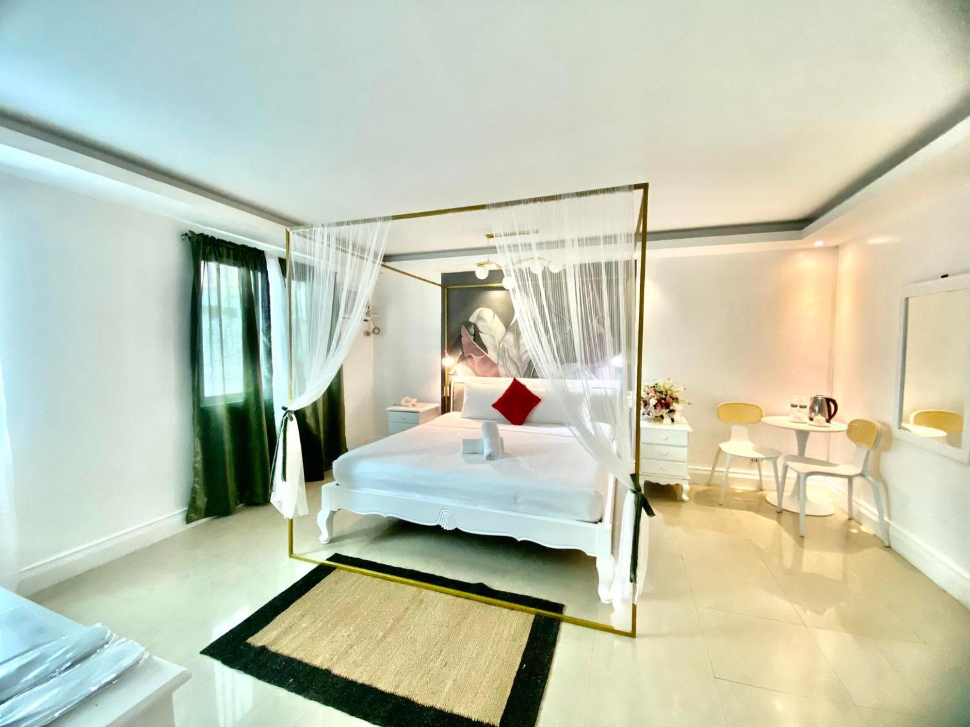 Hotel Euroasia By Bluebookers Анхелес Экстерьер фото