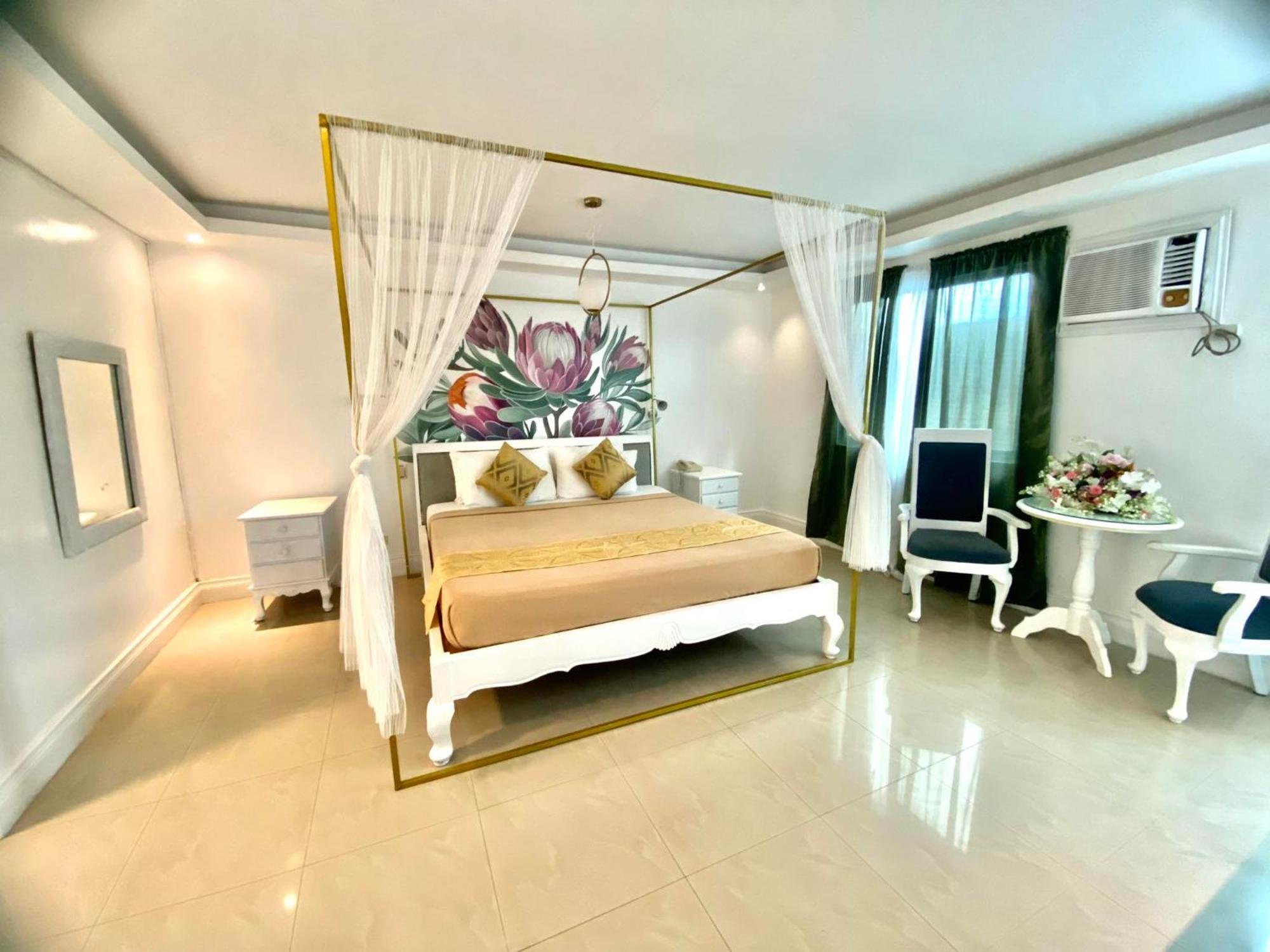 Hotel Euroasia By Bluebookers Анхелес Экстерьер фото